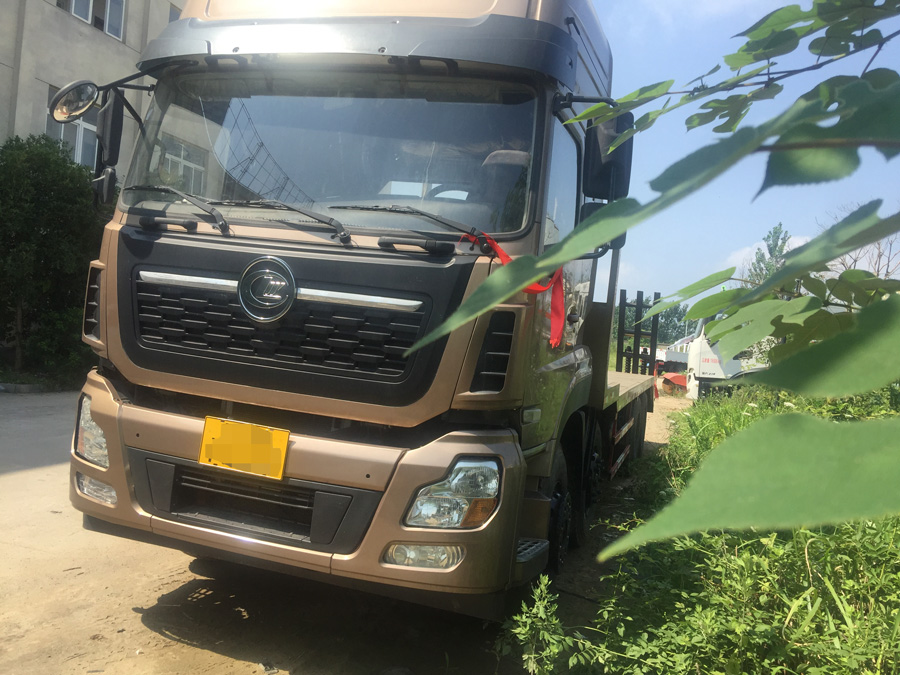 平板运输车