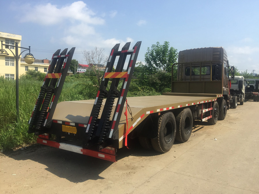 平板运输车