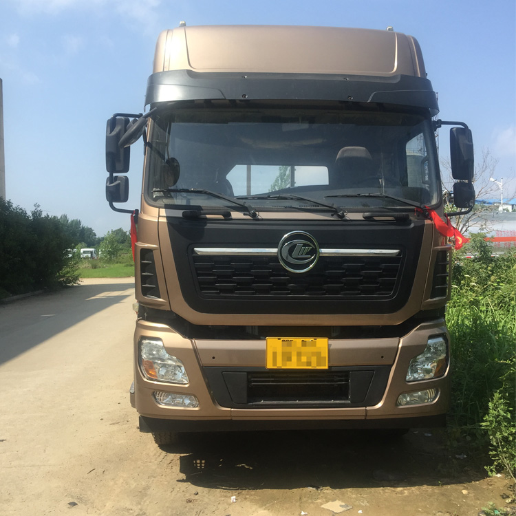 平板运输车