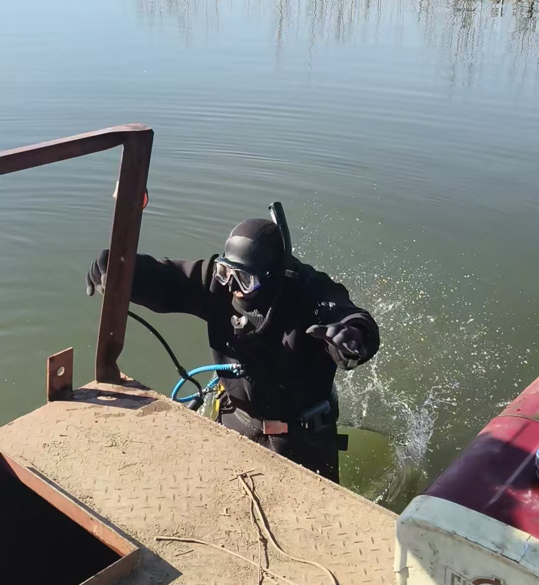 水下打捞物品