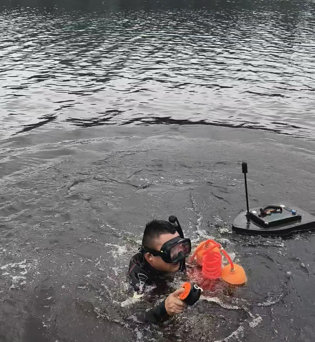 水下打捞物品